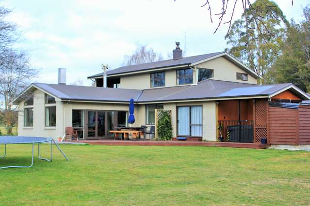 255 Te Anau Mossburn Highway Te Anau_1