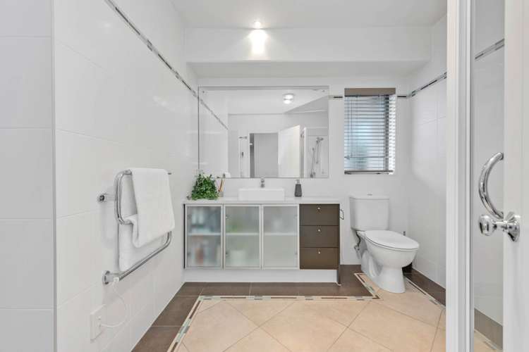 17 Pine Harbour Parade Beachlands_23