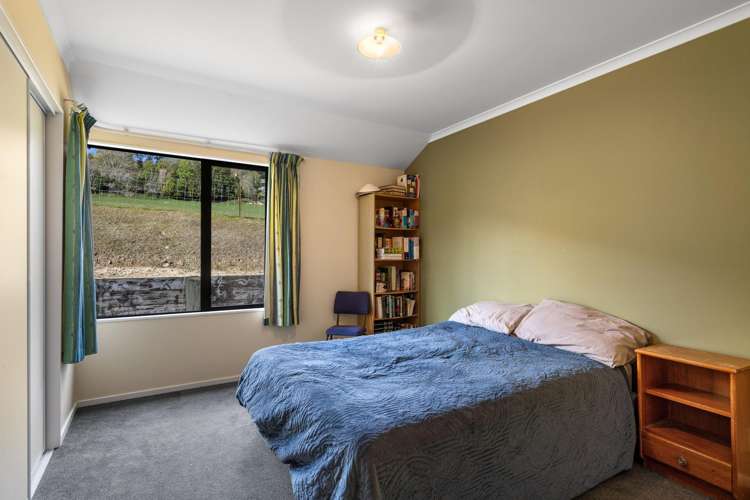 128 and 128a Ross Road Hira_10