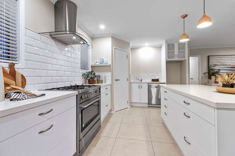 1 Materawaho Way Pyes Pa_14