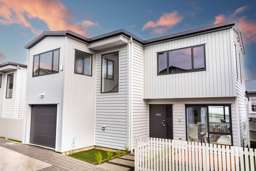 Modern Ease at the Foothill of One Tree Hill