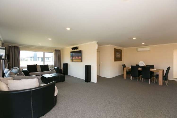 6 Cooke Farm Grove Waiwhakaiho_27