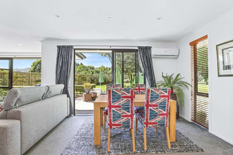 16 Karaka Place Kinloch_8