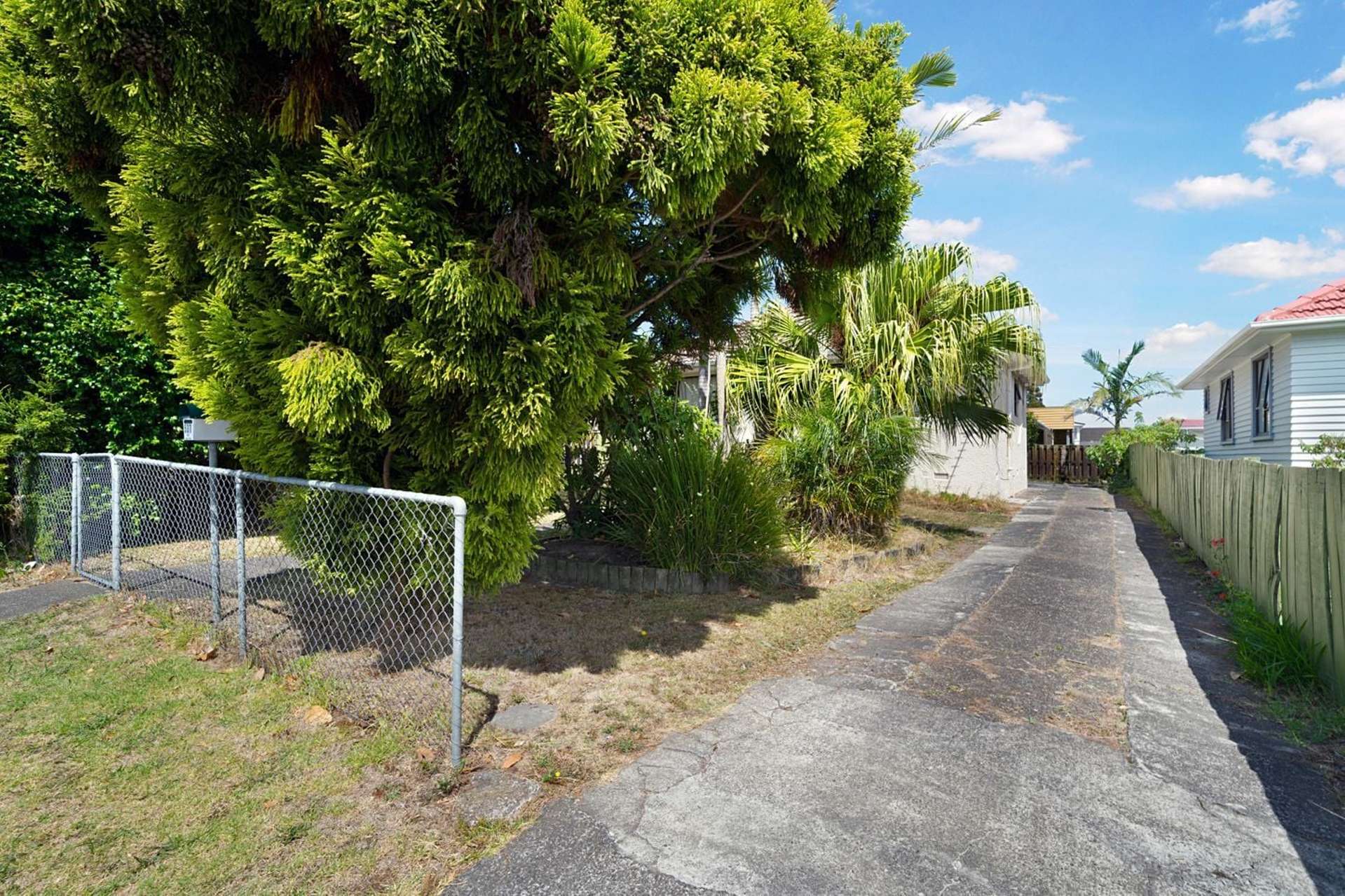 537 Richardson Road Mount Roskill_0