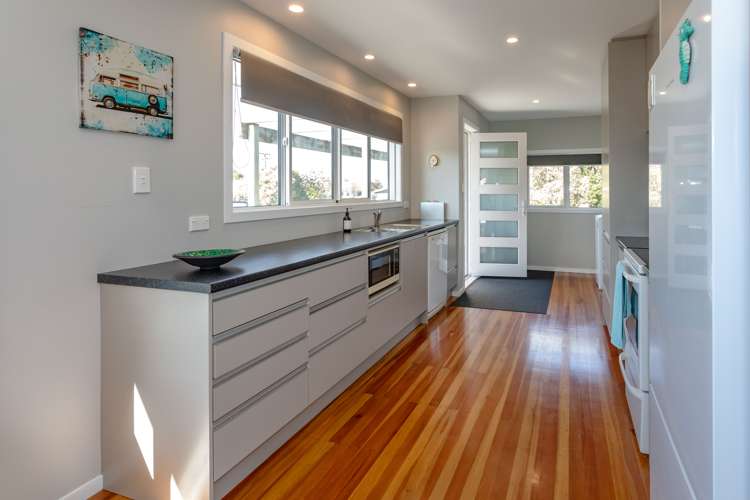 223 Linton Crescent Whangamata_9