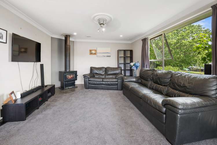 11 Dale Crescent Gore Surrounds_3