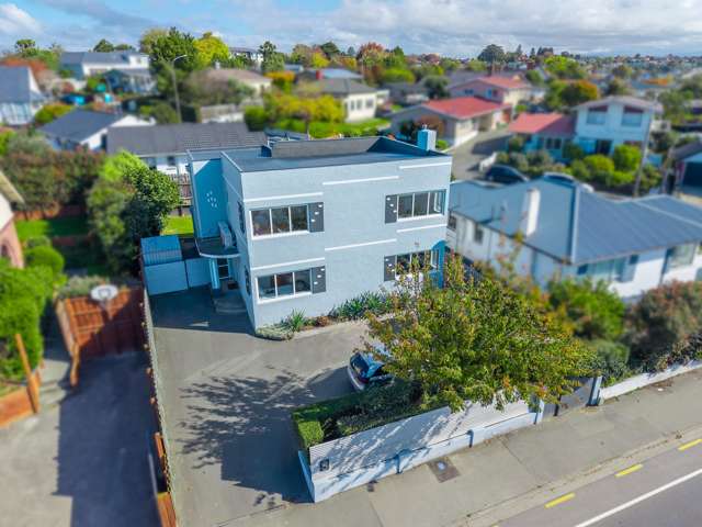 Hidden Gem Close to Bay