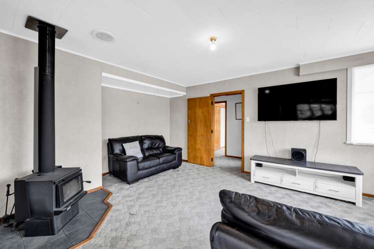 94 South Road Manaia_6