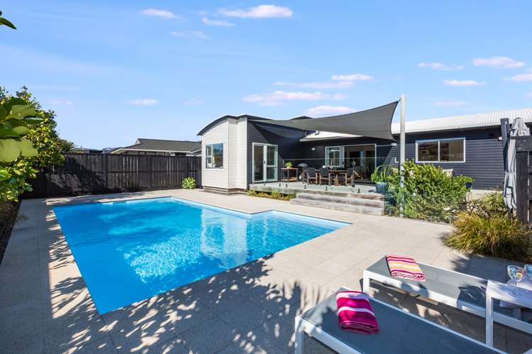 141 Field Way Waikanae Beach_8
