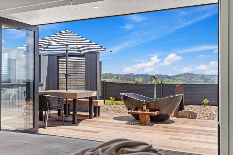 94 Amreins Road Waitakere_36