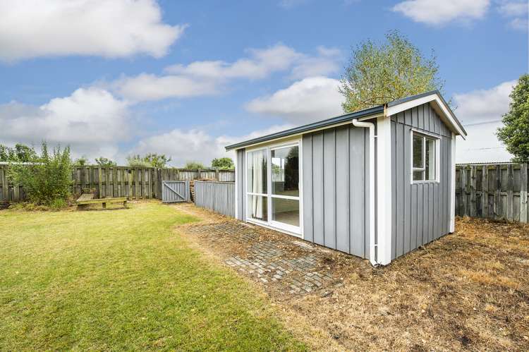 5702 West Coast Road Springfield_23