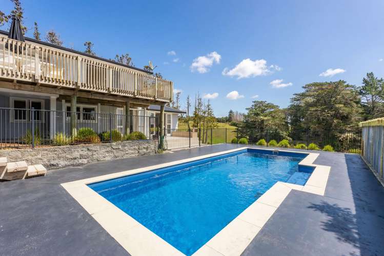 24 Mahurangi East Road Sandspit_26