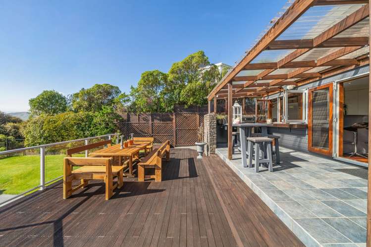 62 Kiriwai Road Paremata_4