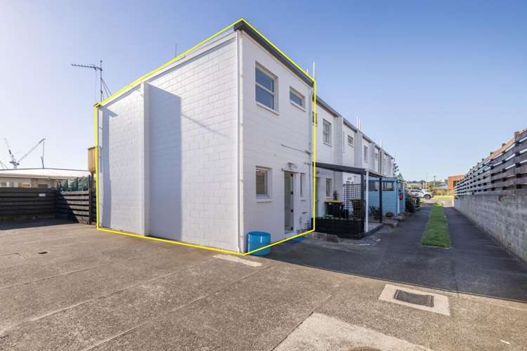 8/20 Miro Street Mount Maunganui_12