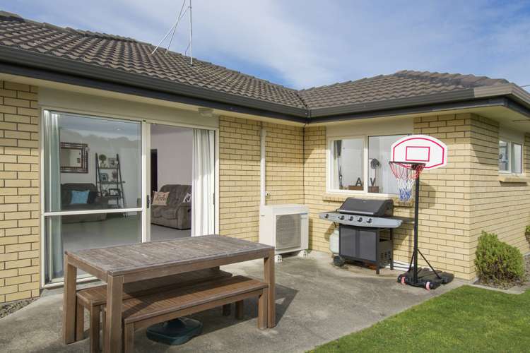 67b Corinth Grove Papamoa_1