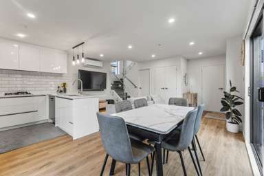 74D Jolson Road_2