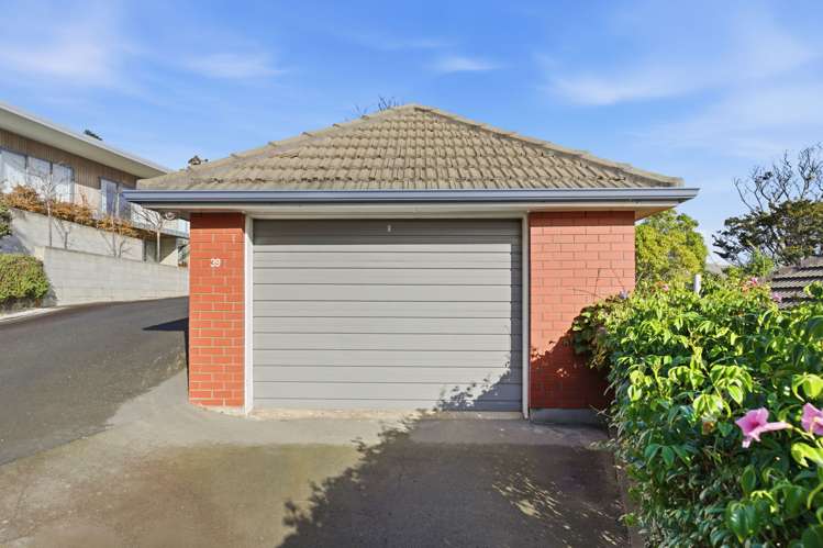 39 Te Awakura Terrace Mount Pleasant_36