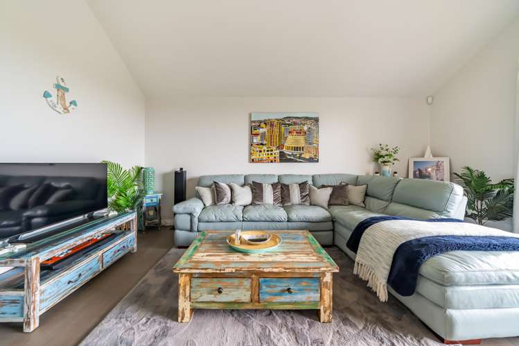 87 Rutherford Drive Waikanae Beach_36