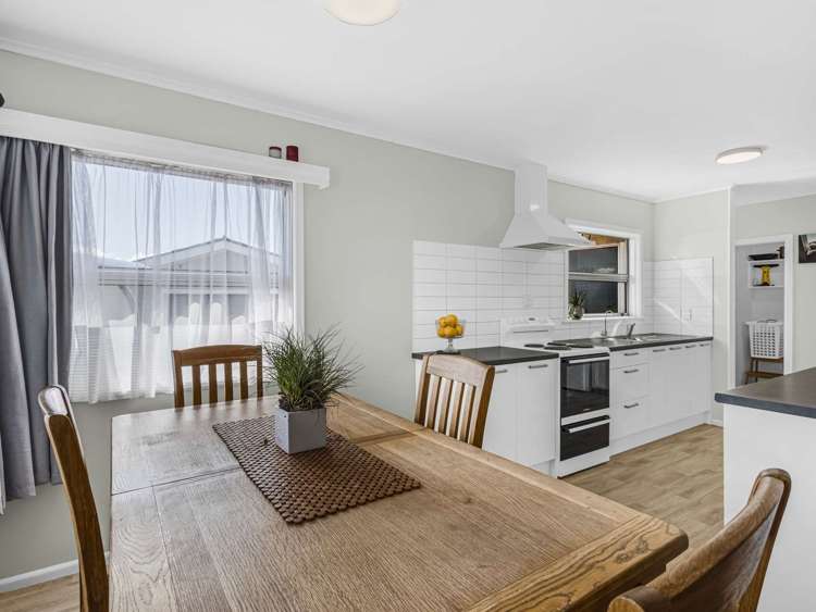 12 Hitchings Avenue Onekawa_10