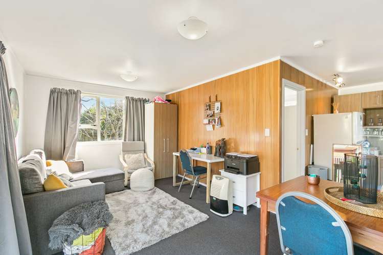 12 Riverview Road New Lynn_19