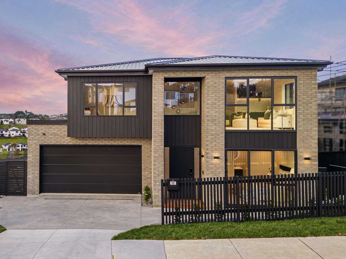 101 Skulander Crescent_0