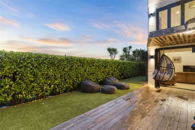 11 Tuatini Place Long Bay_14