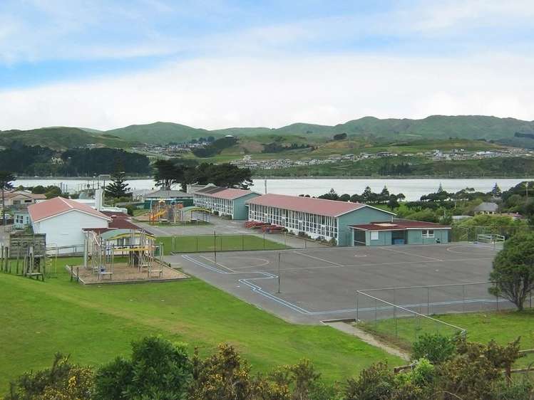 15 Mawhare Street Titahi Bay_18