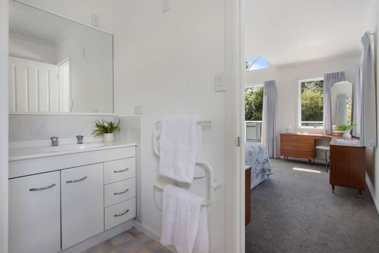 88 Sharp Road Aongatete_15