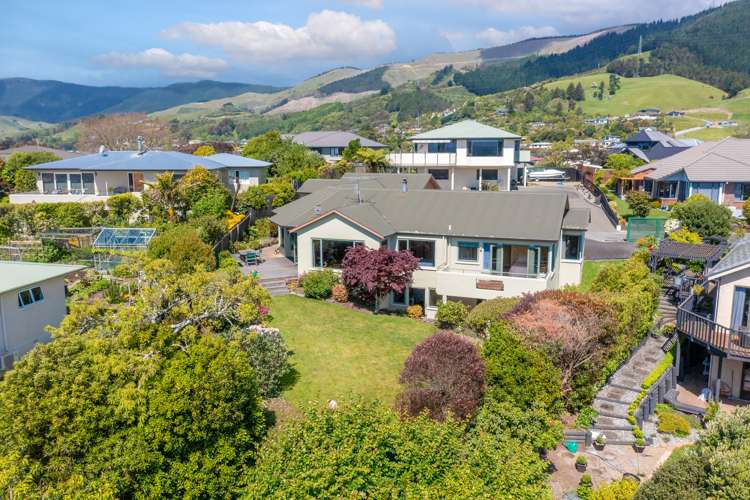 48 Olympus Way Richmond_25