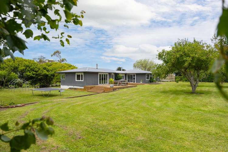 1397 Makino Road Halcombe_21