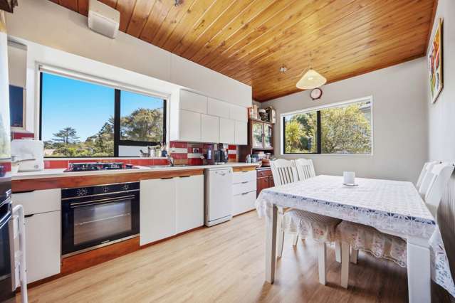 1/3 Witheford Drive Bayview_3