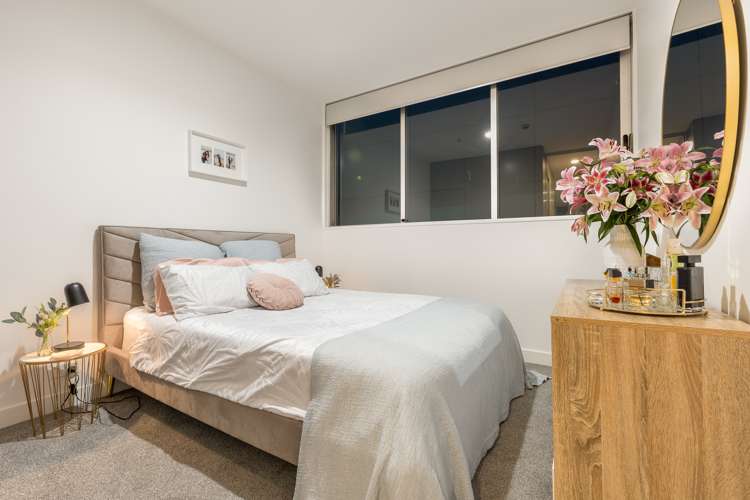 2b/6 Fisher-Point Drive Auckland Central_11