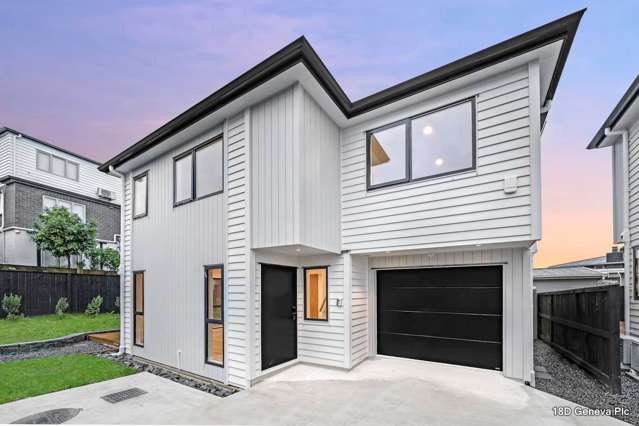 Spacious Home in the Heart of Bay Living