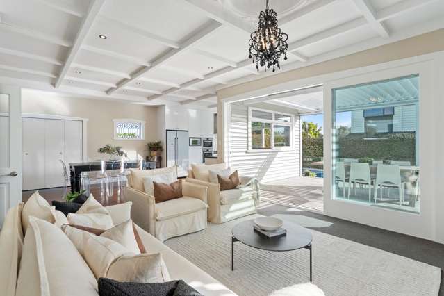 5 Challinor Crescent Mount Albert_3