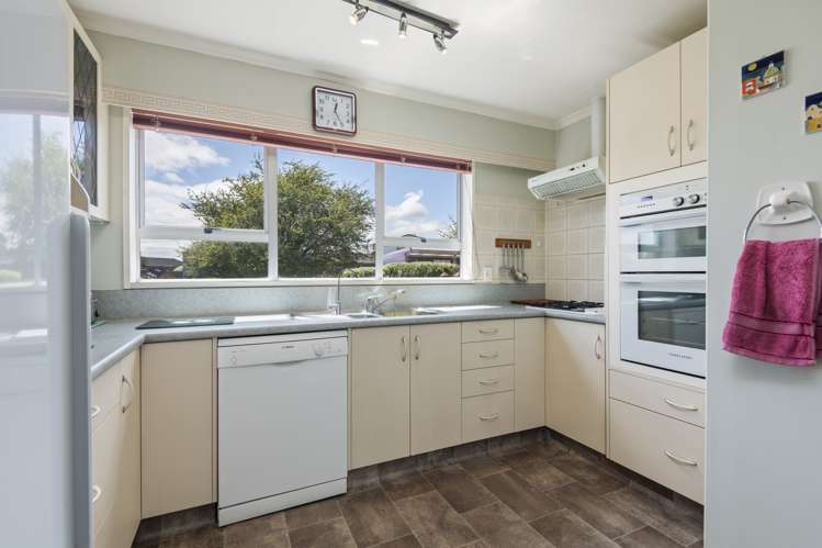 3 Sheraton Grove Highbury_1