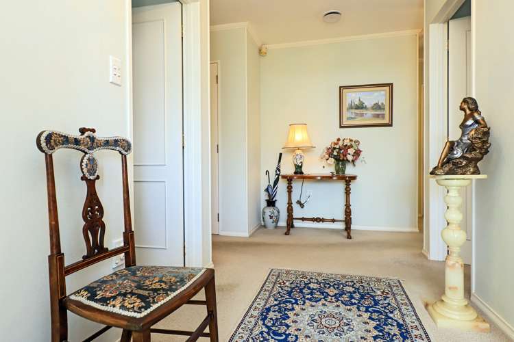 8 Te Puna Place Havelock North_16