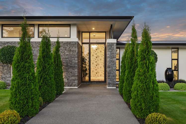 4 Carnaveron Drive_4