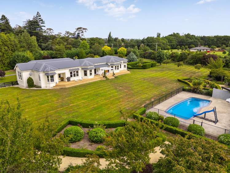 183 Willow Park Drive Masterton_38