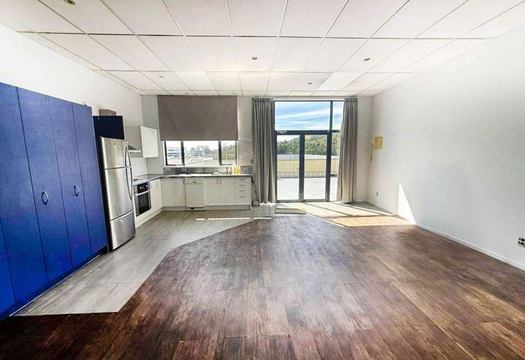 West Coast Road Glen Eden_11