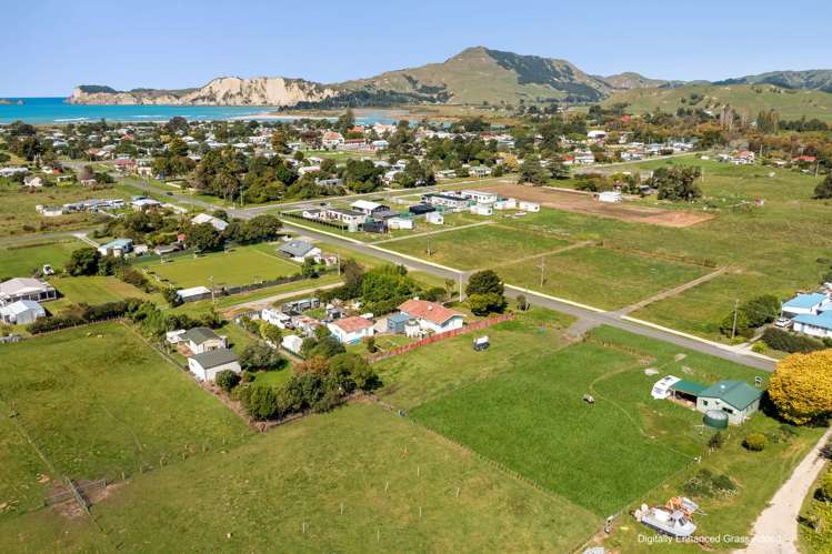 37 Banks Street Tolaga Bay_24