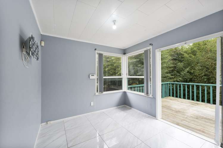 7 Bellringer Road Massey_19
