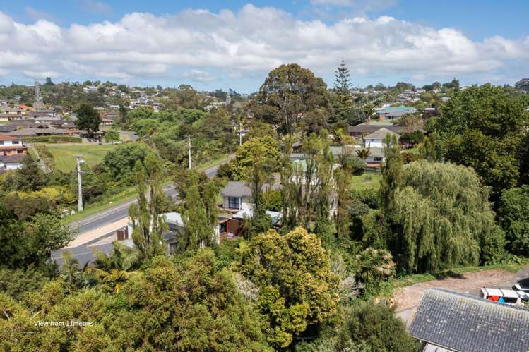 8 Makora Road Massey_10