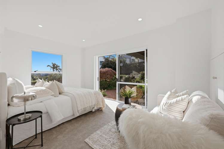 10 Etherege Place Mellons Bay_29