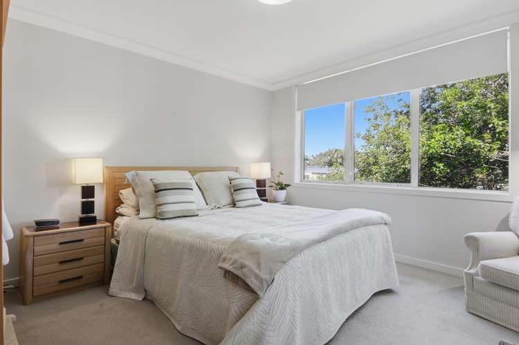 37 Parkside Drive Orewa_18
