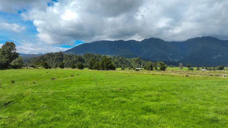 217 Poerua Valley Road Harihari_12