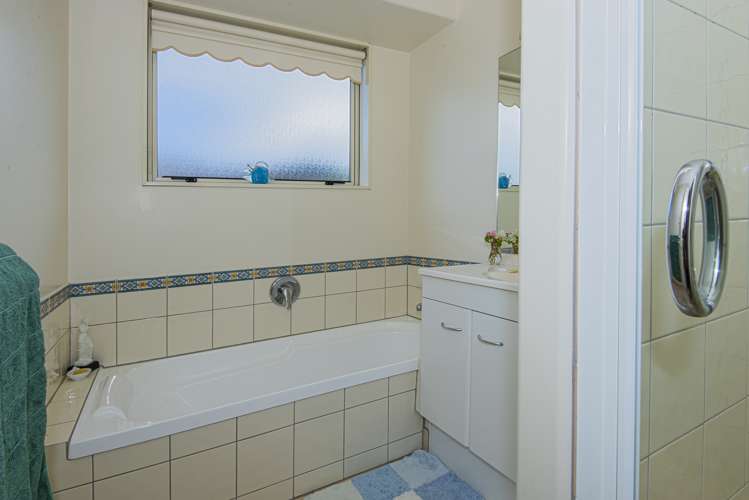 5 Conifer Grove Kamo_12