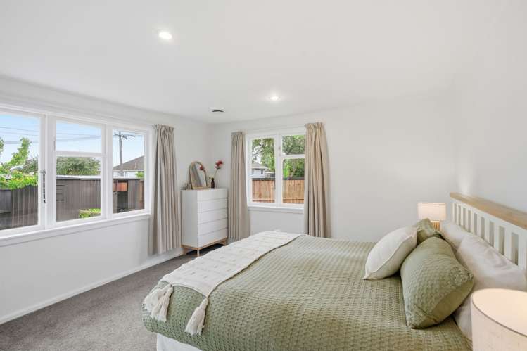 8 Dufek Crescent Wigram_15