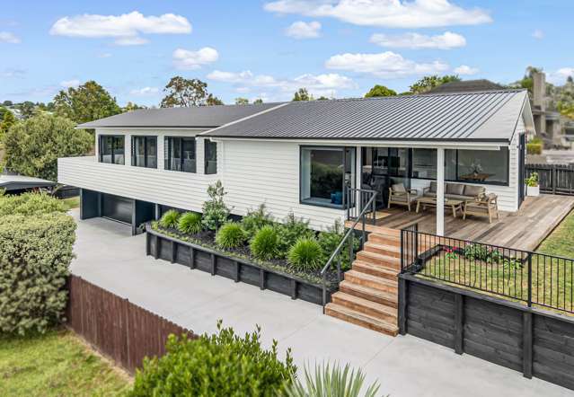 Brand-New Luxury Home with Sea Views in Cockle Bay