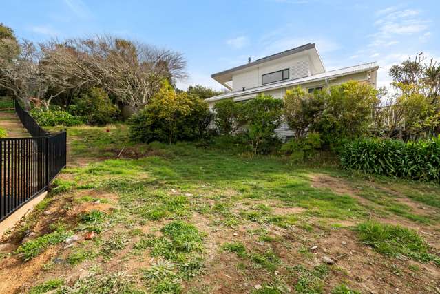 1A & 3 Seaforth Terrace Karori_1