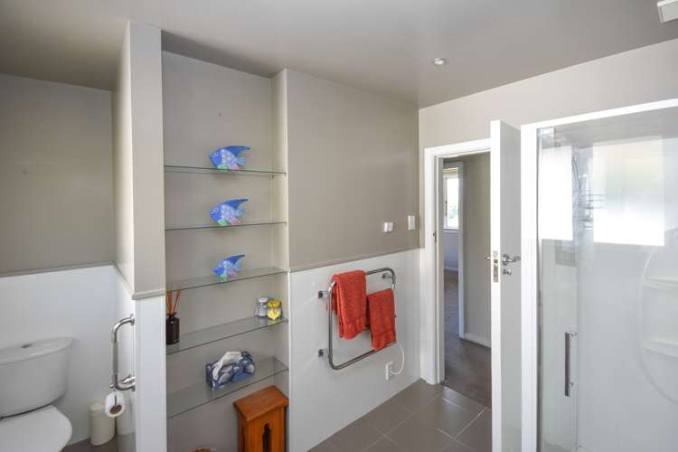 112 Easther Crescent Kew_16